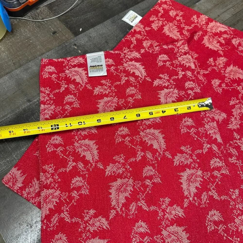 Placemats, Martha Stewart Red Floral Pattern CHristmas, 19